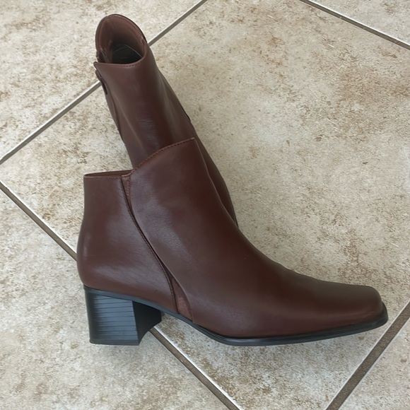 Croft and Barrow leather Macee boot size 8 - Picture 4 of 5